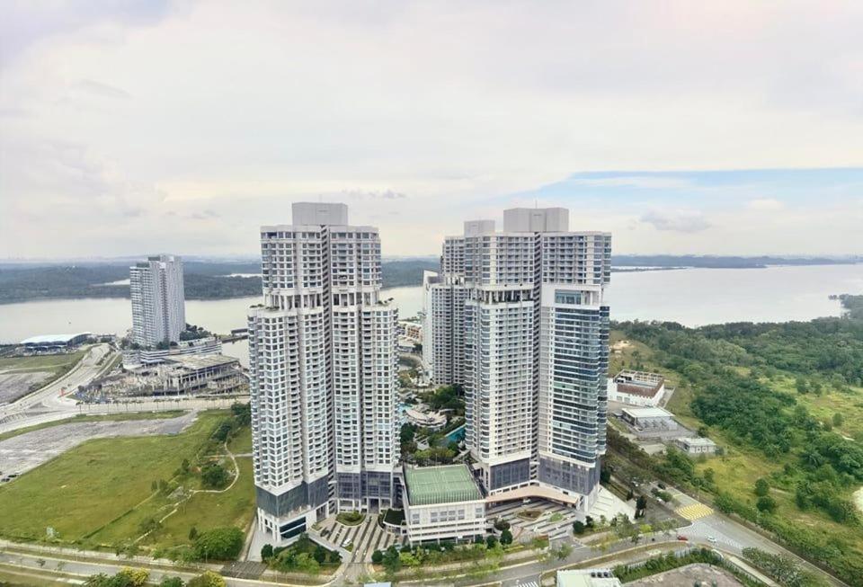1519 Almas Suites Seaview Sunrise Netflix By Stay Nusajaya  Exteriér fotografie