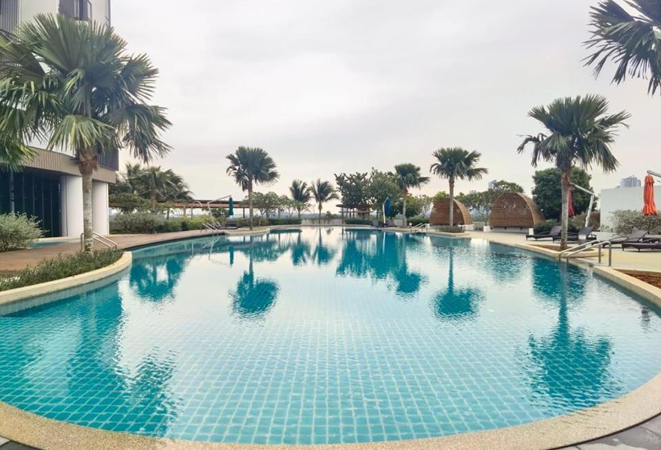1519 Almas Suites Seaview Sunrise Netflix By Stay Nusajaya  Exteriér fotografie