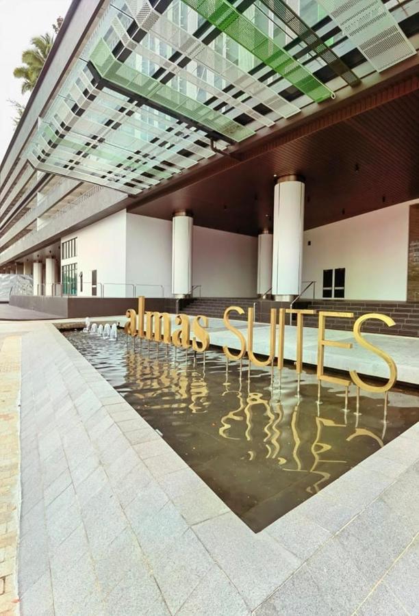 1519 Almas Suites Seaview Sunrise Netflix By Stay Nusajaya  Exteriér fotografie