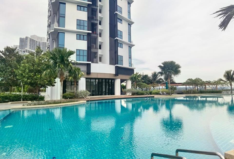 1519 Almas Suites Seaview Sunrise Netflix By Stay Nusajaya  Exteriér fotografie